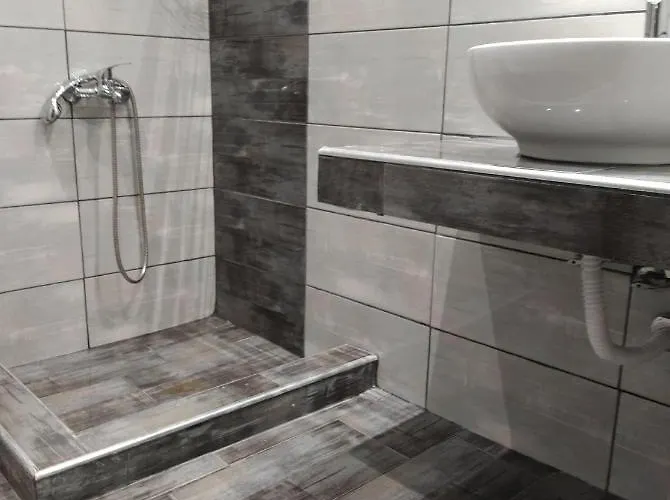 Venia's House Апартаменты *