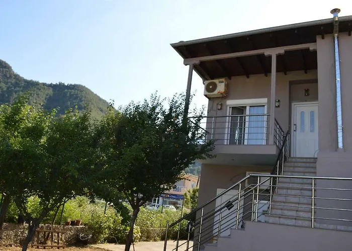 Venia's House Апартаменты